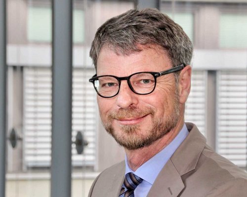 Gralf-Peter Calliess